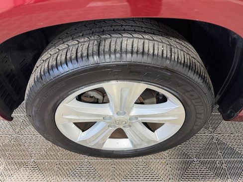 Used 2009 Toyota Highlander Limited AWD/4WD image 29