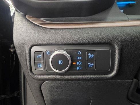 Used 2021 Ford Explorer Limited w/ Hybrid Equipment Group 310A AWD/4WD image 19