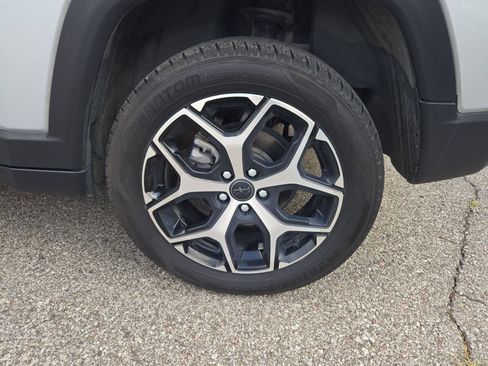 Used 2025 Jeep Compass Limited AWD/4WD image 12