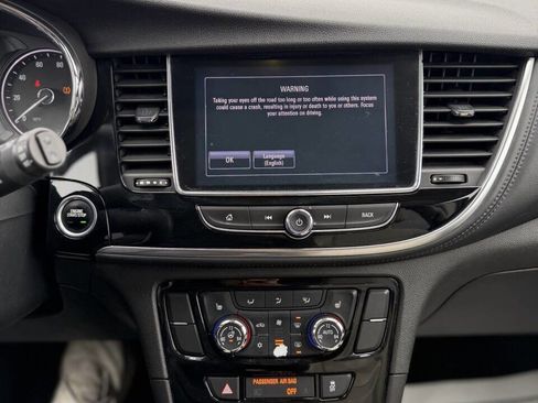 Used 2017 Buick Encore Essence image 6