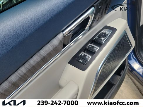 Certified 2024 Kia Telluride SX w/ Towing Package AWD/4WD image 22
