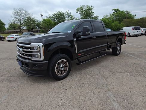 Certified 2024 Ford F350 King Ranch w/ FX4 Off-Road Package image 4