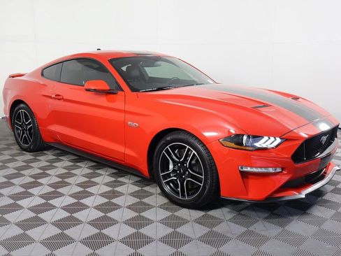 Used 2020 Ford Mustang GT Premium RWD image 3