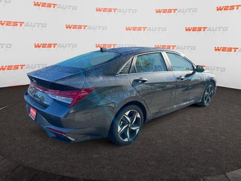 Used 2021 Hyundai Elantra Limited w/ Cargo Package FWD image 5