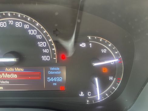 Used 2018 Cadillac XT5 Base image 39