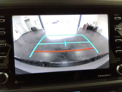 Used 2021 Toyota Tacoma TRD Off-Road image 24