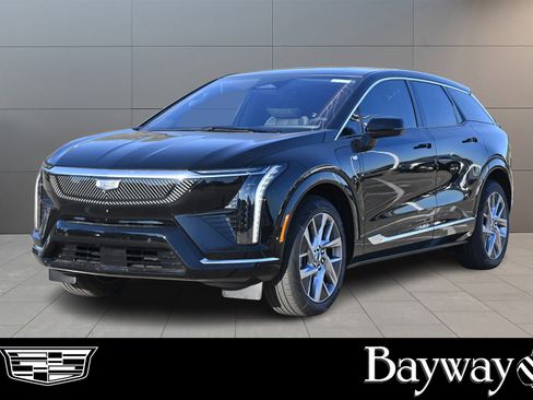 New 2026 Cadillac Optiq Luxury 1 image 1