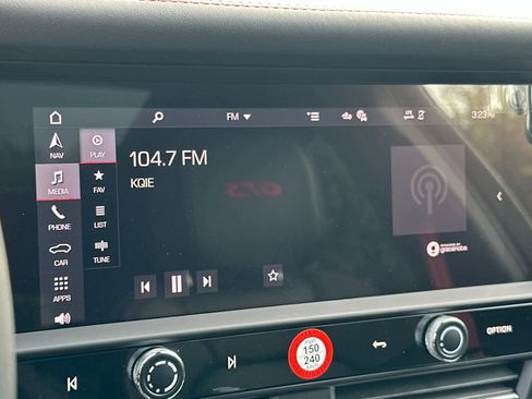 New 2026 Porsche Macan GTS image 21