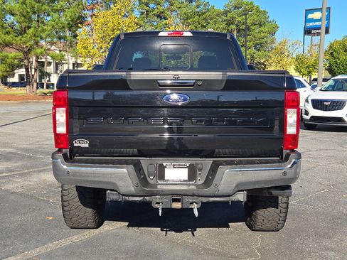 Used 2022 Ford F350 Lariat w/ Chrome Package image 10