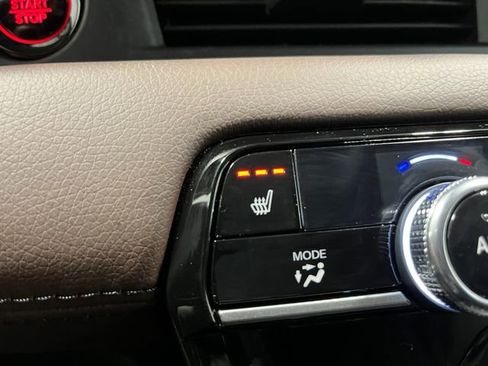 New 2026 Honda Pilot Touring image 21