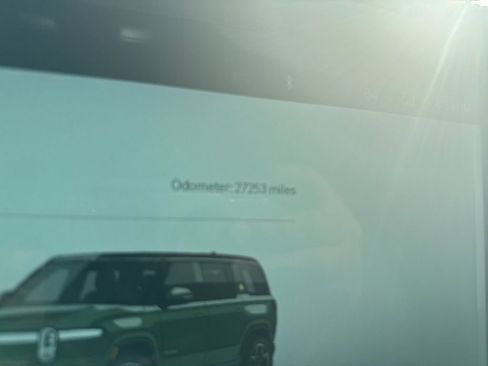 Used 2023 Rivian R1S Adventure image 61