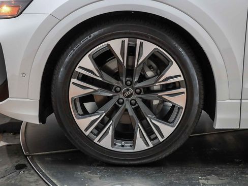 New 2026 Audi Q8 Premium Plus image 13