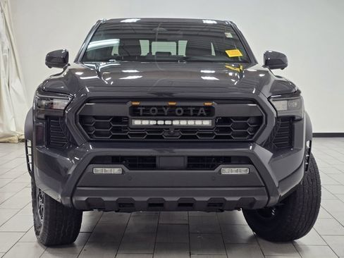 Used 2024 Toyota Tacoma TRD Off-Road image 16