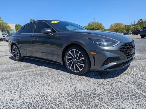 Used 2023 Hyundai Sonata Limited image 2