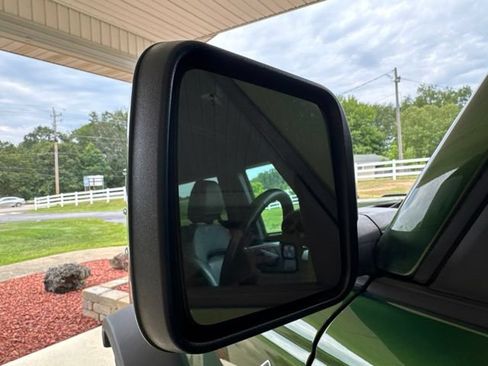 Used 2025 Ford Bronco Outer Banks w/ Sasquatch Package AWD/4WD image 30