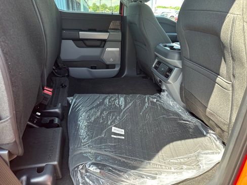 New 2025 Ford F350 XLT w/ Black Appearance Package image 10