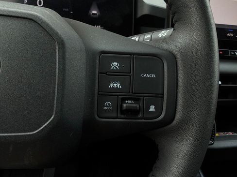 Used 2026 Toyota RAV4 XSE AWD/4WD image 42