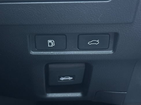 Used 2020 Lexus ES 300h w/ Premium Package image 35