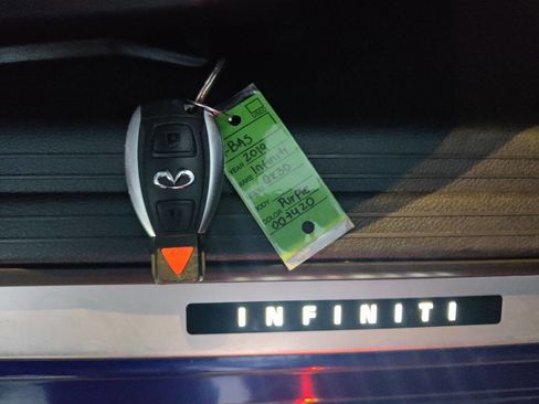 Used 2019 INFINITI QX30 Sport w/ Cargo Package image 43