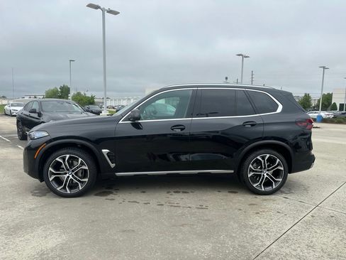 Certified 2026 BMW X5 sDrive40i w/ Parking Assistance Package RWD image 6
