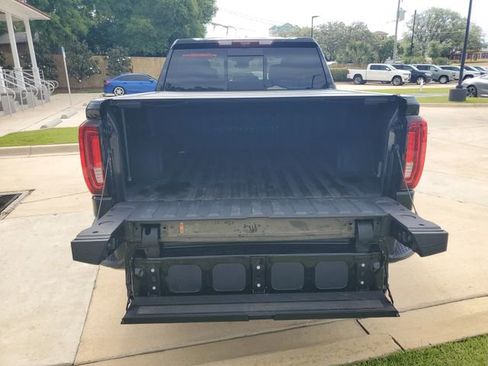 Used 2024 GMC Sierra 1500 Denali w/ Denali Reserve Package AWD/4WD image 37