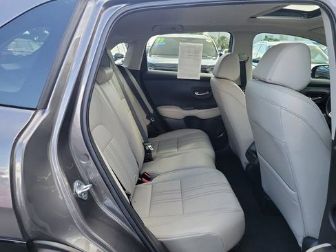 Used 2026 Honda HR-V EX-L image 8