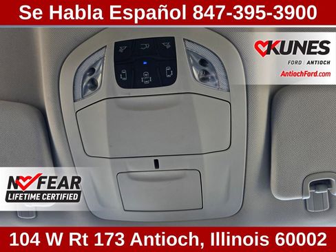 Used 2024 Chrysler Pacifica Touring-L image 70