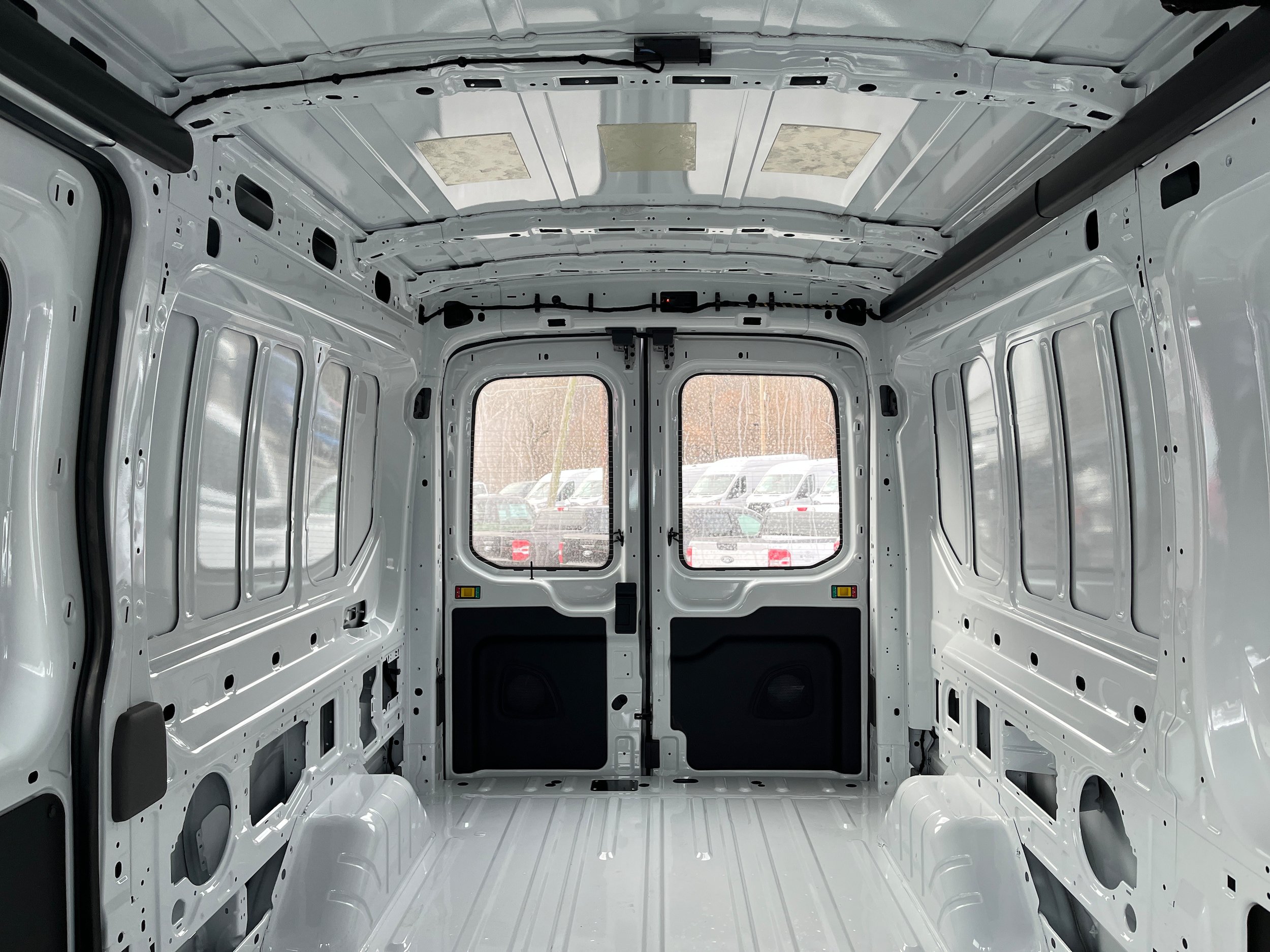 New 2026 Ford Transit 250 148 Medium Roof RWD image 15