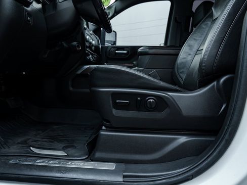 Used 2021 GMC Sierra 2500 Denali w/ Denali Ultimate Package image 22