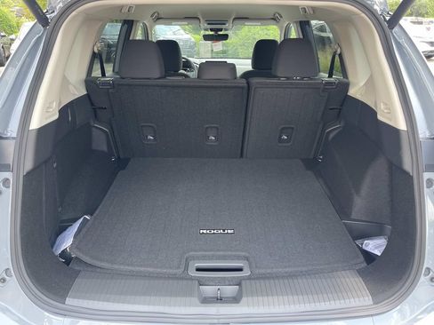New 2026 Nissan Rogue SV AWD/4WD image 12