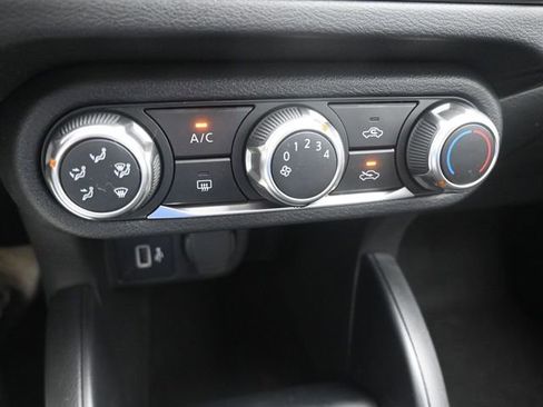 Certified 2025 Nissan Versa S w/ Trunk Package FWD image 17