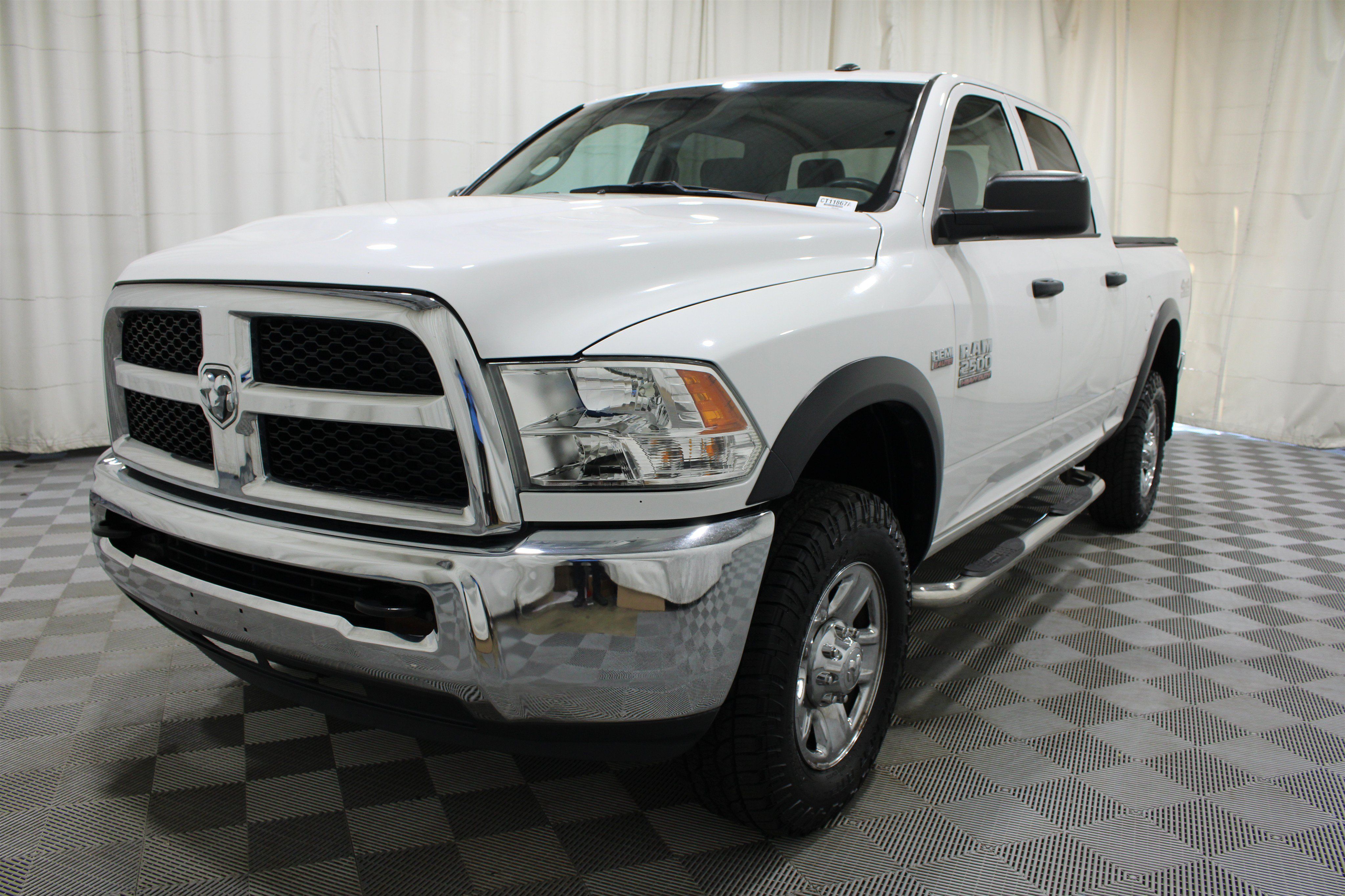 Used 2018 RAM 2500 Tradesman w/ Chrome Appearance Group AWD/4WD image 31