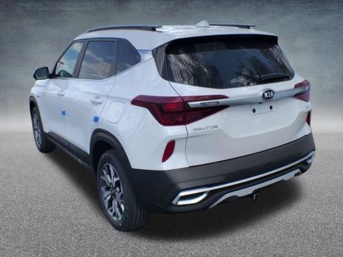Used 2021 Kia Seltos EX image 19