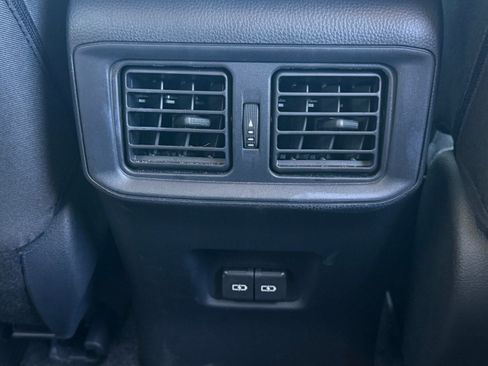 Used 2024 Toyota RAV4 XLE w/ Convenience Package FWD image 19