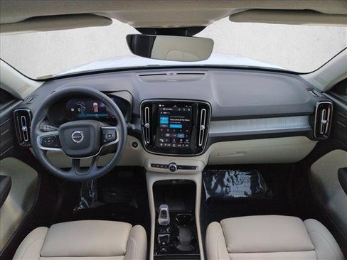 Used 2026 Volvo XC40 B5 Ultra w/ Climate Package AWD/4WD image 19
