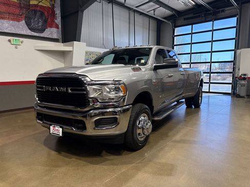 Used 2021 RAM 3500 Big Horn image 36
