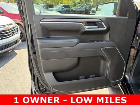 Used 2025 Chevrolet Silverado 1500 RST w/ Z71 Off-Road Package AWD/4WD image 12