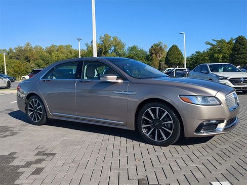 Used 2020 Lincoln Continental Reserve image 3