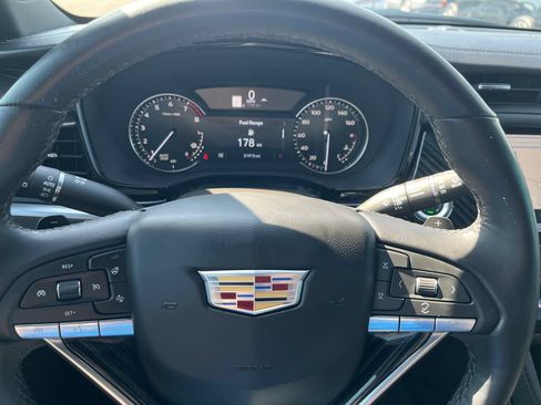 Used 2024 Cadillac XT6 Premium Luxury FWD image 15