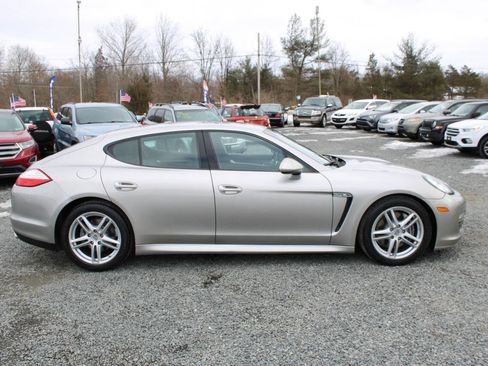 Used 2011 Porsche Panamera image 6