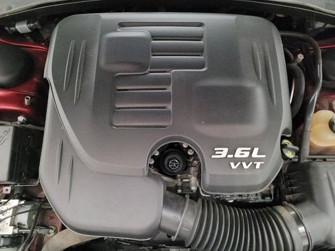 Used 2019 Chrysler 300 Limited image 30