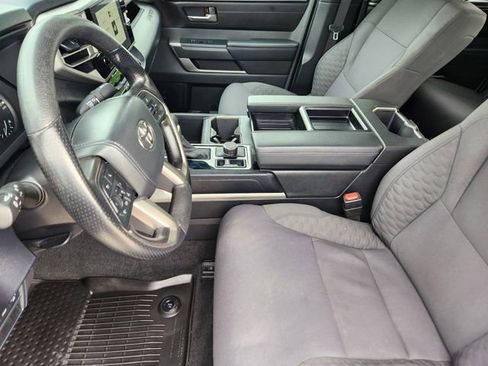 Used 2025 Toyota Tundra SR5 w/ SR5 Convenience Package AWD/4WD image 11