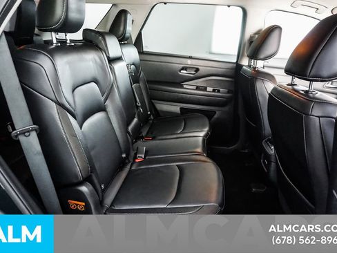 Used 2022 Nissan Pathfinder SL image 21