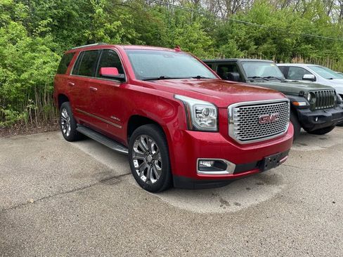 Used 2015 GMC Yukon Denali w/ Open Road Package AWD/4WD image 1