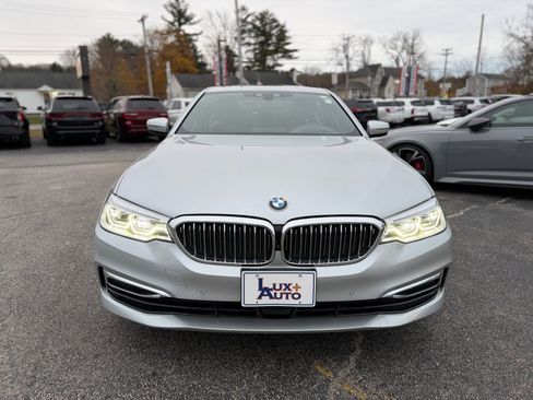 Used 2019 BMW 540i xDrive w/ Premium Package image 10