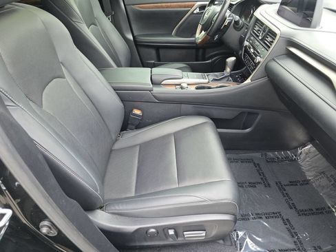 Used 2022 Lexus RX 350L FWD w/ Premium Package image 16