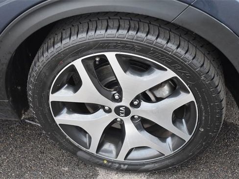 Used 2018 Kia Sportage SX image 11