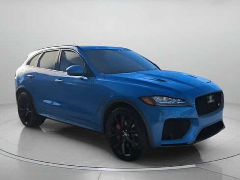 Used 2020 Jaguar F-PACE SVR AWD/4WD image 2