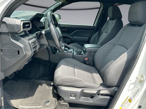 Used 2024 Toyota Tacoma SR RWD image 11