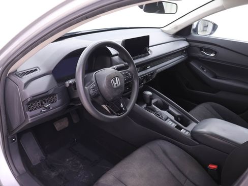 Used 2024 Honda Accord EX image 3